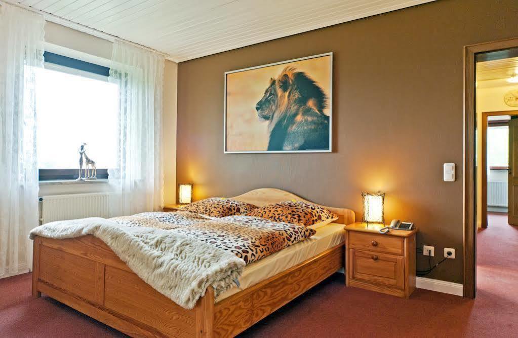 Akzent Hotel Cordes & Restaurant Am Rosengarten Sottorf Kültér fotó